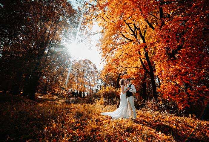 AUTUMN WEDDING